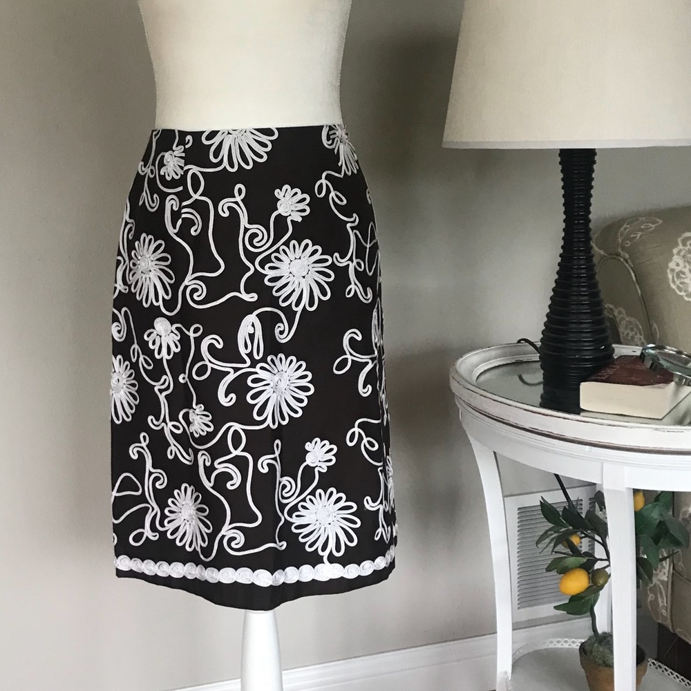 Tribal Dark Brown White Ribbon Embossed A Line